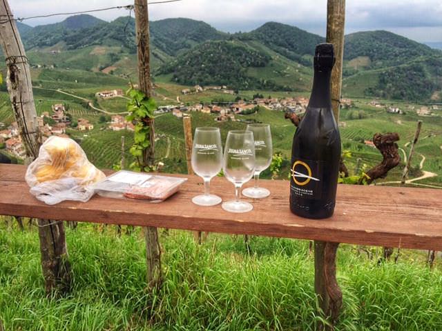 How to Go Prosecco Tasting in Italy - Indiana Jo